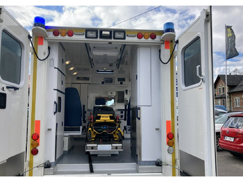 Ambulans Mercedes-Benz Sprinter Sprinter 519 Karetka 4X4 Ambulans MODEL 2017: bild 2