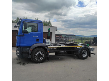 Lastväxlare lastbil MAN TGM 18.340