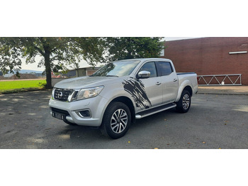 Personbil NISSAN Navara