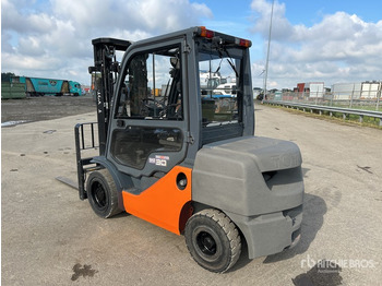 Dieseltruck TOYOTA FDF 30
