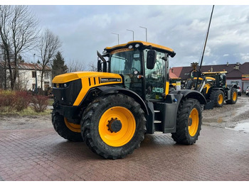 Traktor JCB Fastrac 4220