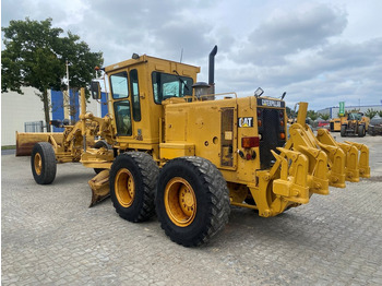 Väghyvel CATERPILLAR 140G