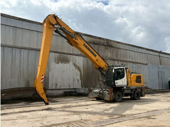 Materialhanterare LIEBHERR LH 40 M
