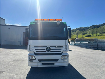 Kranbil MERCEDES-BENZ Actros 2544