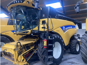 Skördetröska NEW HOLLAND CR series