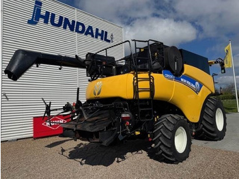 Skördetröska New Holland CR9.90 TIER4: bild 3