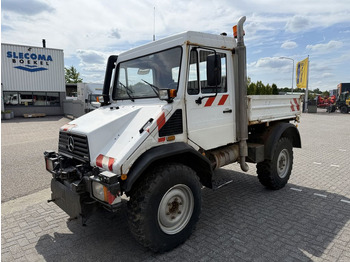 Lastbil UNIMOG