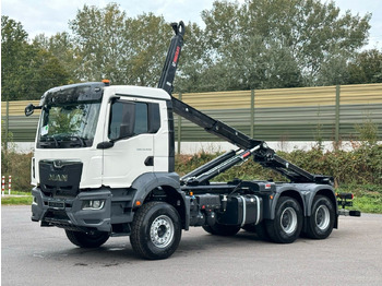 Lastväxlare lastbil MAN TGS 33.440