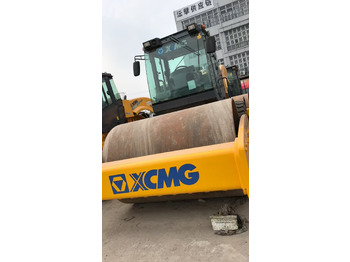 Kompaktor XCMG XS163J
