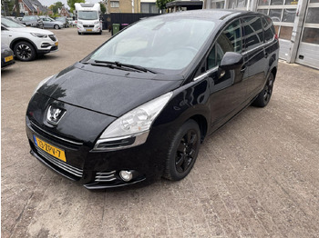 Personbil PEUGEOT