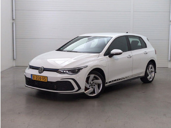 Hatchback/ Halvkombi VOLKSWAGEN