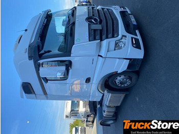 Dragbil MERCEDES-BENZ Actros 1848