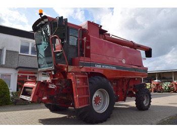 Skördetröska CASE IH