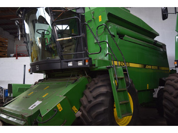 Skördetröska JOHN DEERE 2066