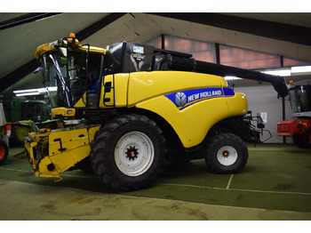 Skördetröska NEW HOLLAND CR9090