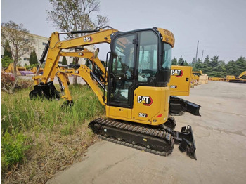Minigrävmaskin CATERPILLAR 302