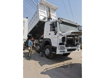 Tippbil lastbil SINOTRUK HOWO