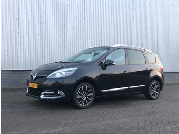 Personbil RENAULT