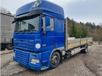 Flakbil DAF XF 105 410