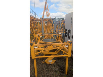 Tornkran LIEBHERR