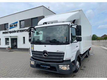 Lastbil med skåp MERCEDES-BENZ Atego 818
