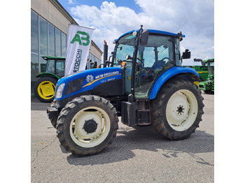Traktor NEW HOLLAND T4.95
