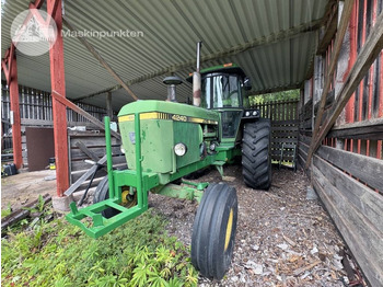 Traktor JOHN DEERE 40 Series