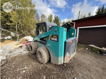 Kompaktlastare/ Slirstyrda lastare Sunward SWL 3230: bild 3