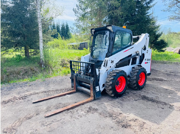 Kompaktlastare/ Slirstyrda lastare BOBCAT S570