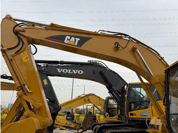 Bandgrävare CATERPILLAR 320B