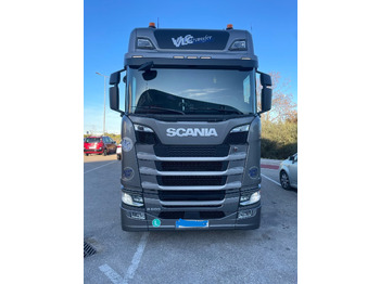 Dragbil SCANIA S 500