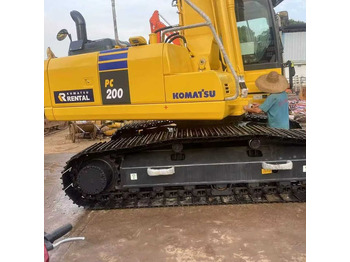 Grävmaskin KOMATSU PC200-8