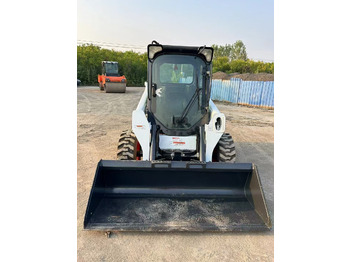 Kompaktlastare/ Slirstyrda lastare BOBCAT S550