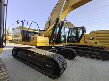 Bandgrävare CATERPILLAR 330GC