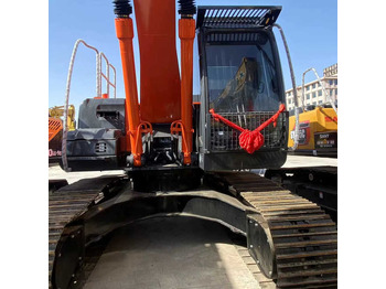 Grävmaskin HITACHI ZX200