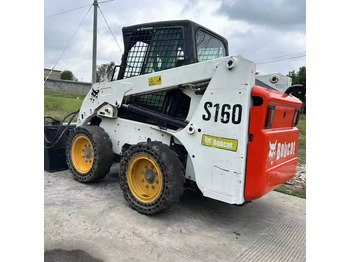 Kompaktlastare/ Slirstyrda lastare BOBCAT S160