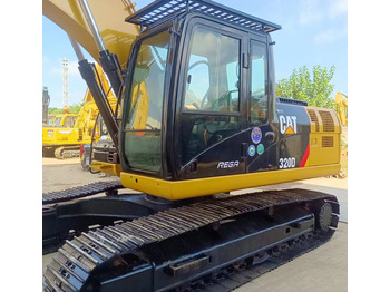 Bandgrävare CATERPILLAR 320D
