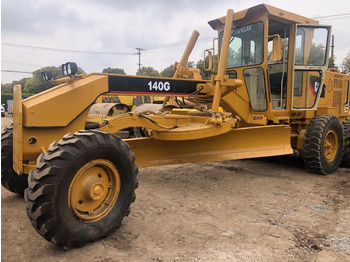 Väghyvel CATERPILLAR 140G