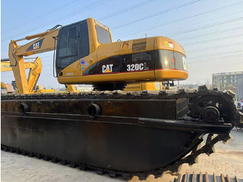 Flytande grävmaskin CATERPILLAR 320C