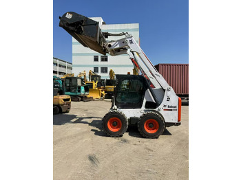 Kompaktlastare/ Slirstyrda lastare BOBCAT