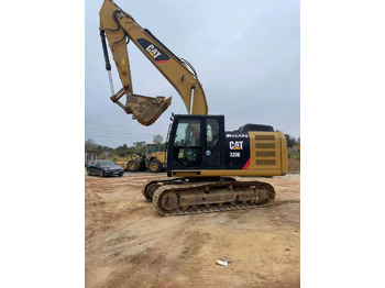 Bandgrävare CATERPILLAR 320E