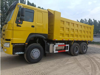 Tippbil lastbil SINOTRUK HOWO