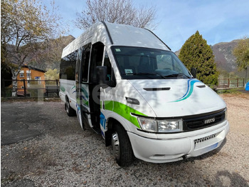 Minibuss IVECO Daily