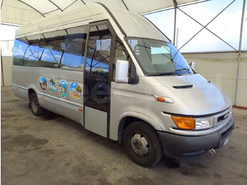 Minibuss IVECO Daily
