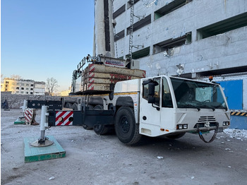 Allterrängkran DEMAG