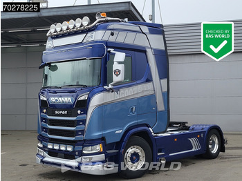 Dragbil SCANIA S 520