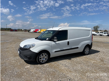 Små skåpbil FIAT Doblo Cargo