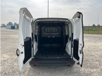 Små skåpbil 2021 Fiat Doblo CARGO CH1 LOUNGE 1.3 MJET 95CV ... Van Truck: bild 5