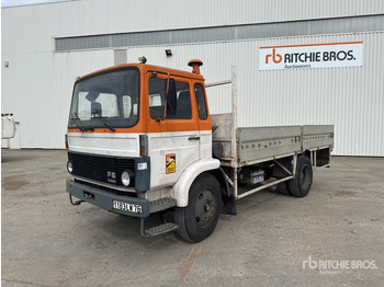 Flakbil VOLVO FL