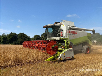 Skördetröska CLAAS Lexion 460